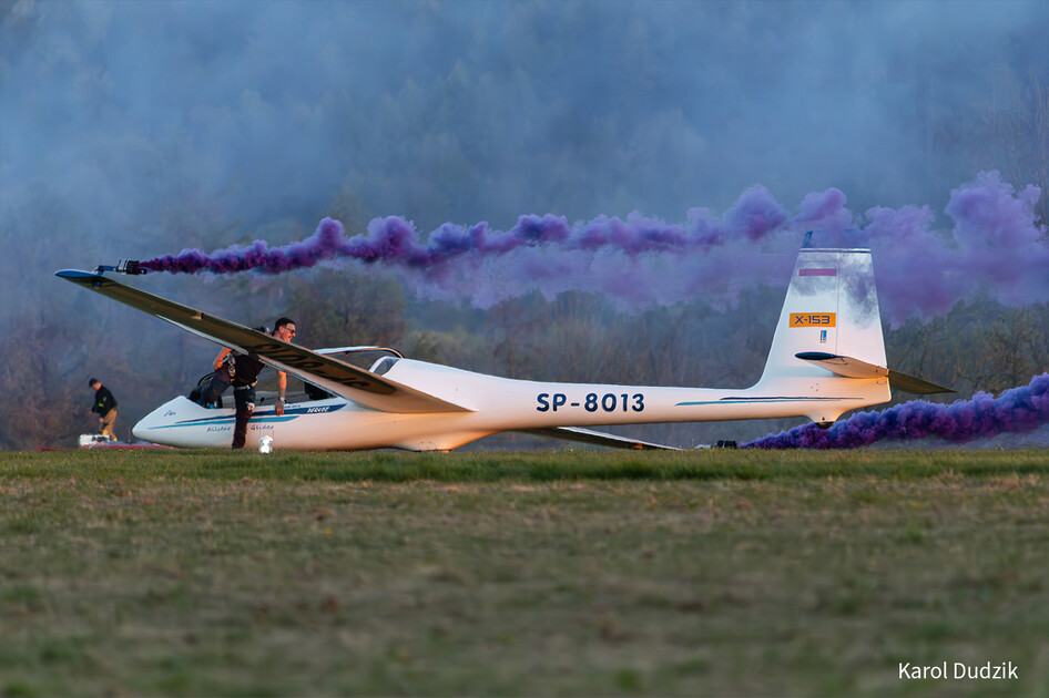 Szd-Allstar-Pzl-Glider-80th-Anniversary-Perkoz-Smoke